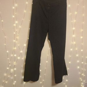 Dots size 20 black editor pants